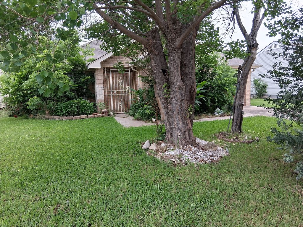 4207 Bonnie View Road, Dallas, TX 75216