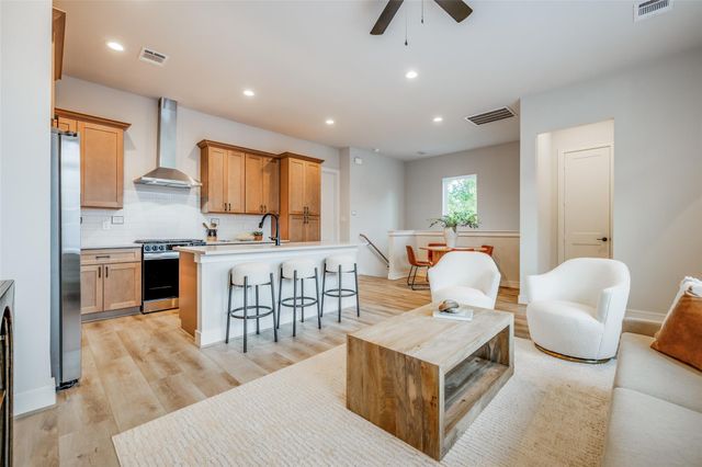 6522 Old Olive Tree Drive, Houston, TX 77091