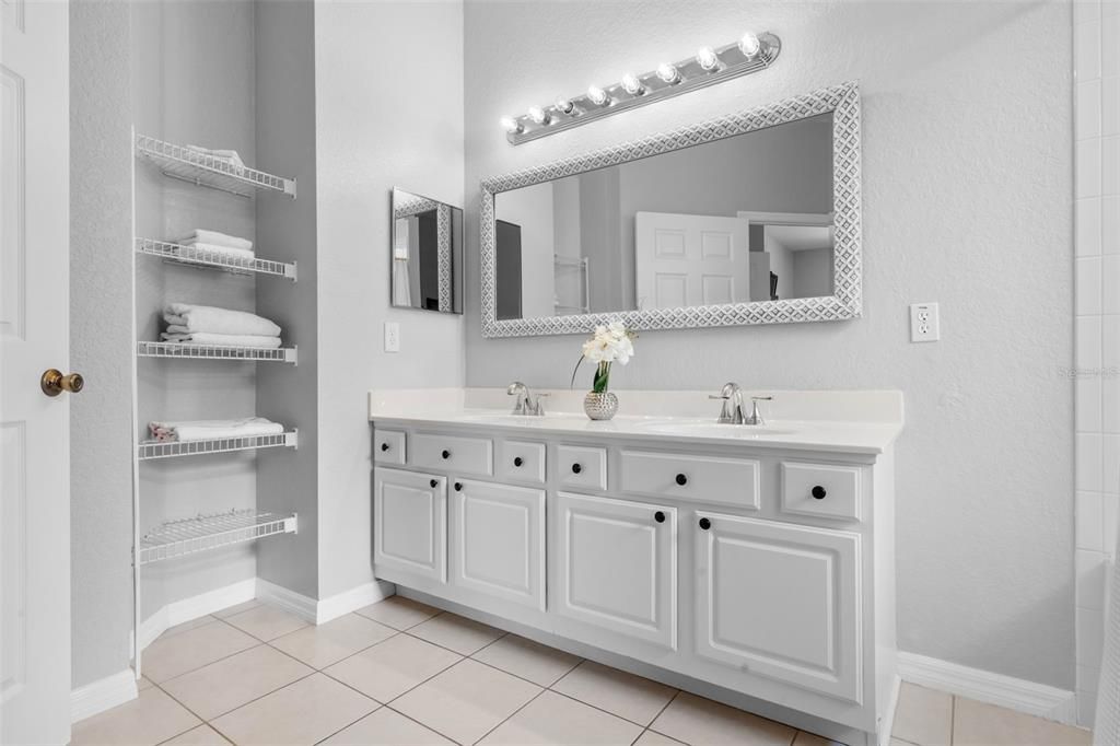 Image 26 of property listing at 156 MAGIC LANDINGS BOULEVARD, Kissimmee, FL 34744