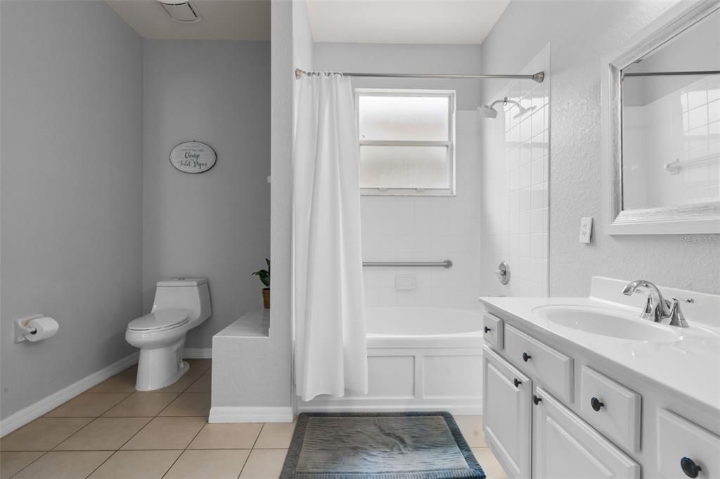 Image 31 of property listing at 156 MAGIC LANDINGS BOULEVARD, Kissimmee, FL 34744