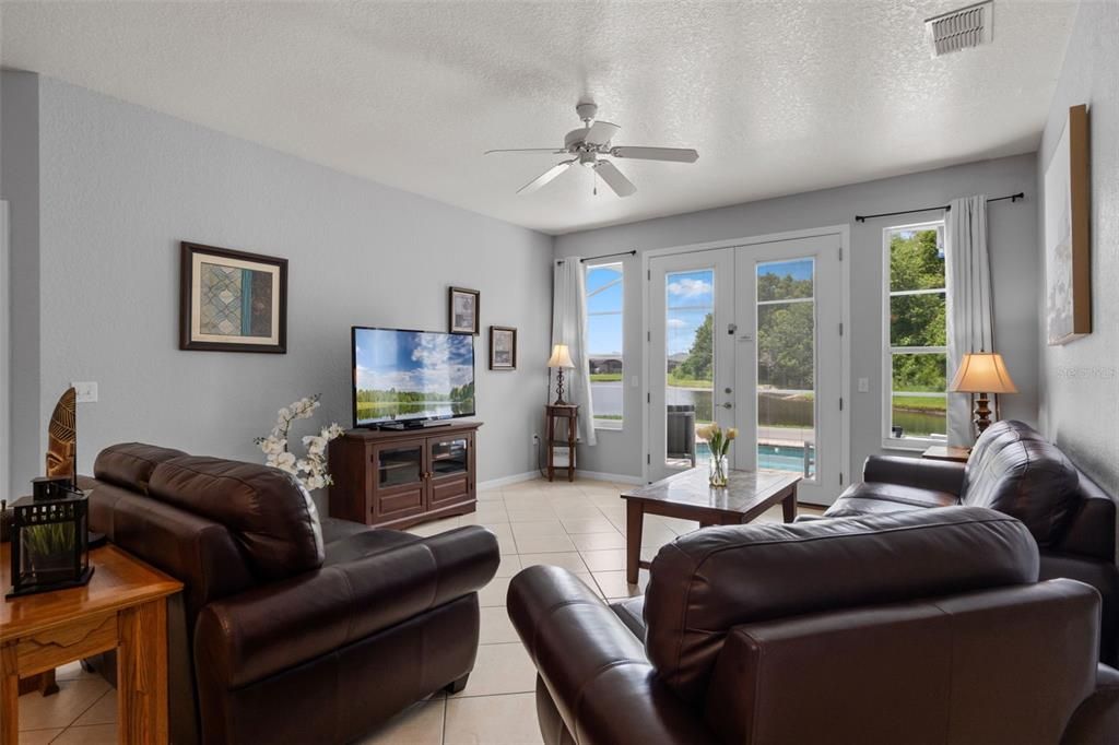 Image 5 of property listing at 156 MAGIC LANDINGS BOULEVARD, Kissimmee, FL 34744