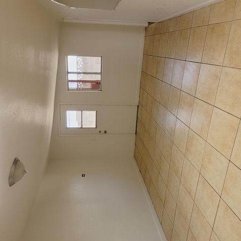 4412 N 67th Avenue, Phoenix, AZ 85033