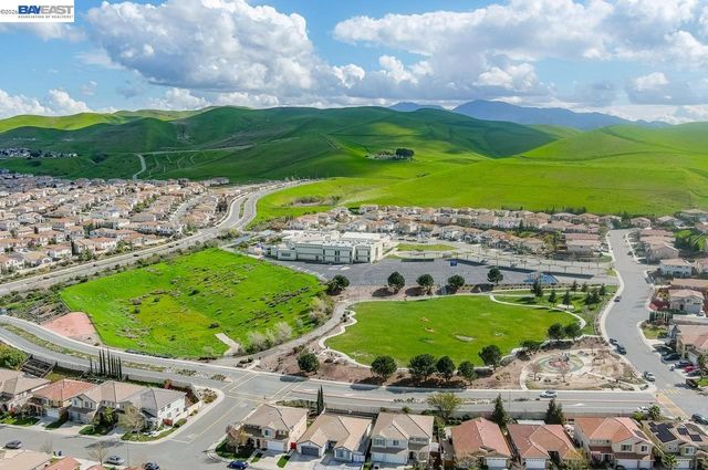 365 Waterview Pl, Bay Point, CA 94565