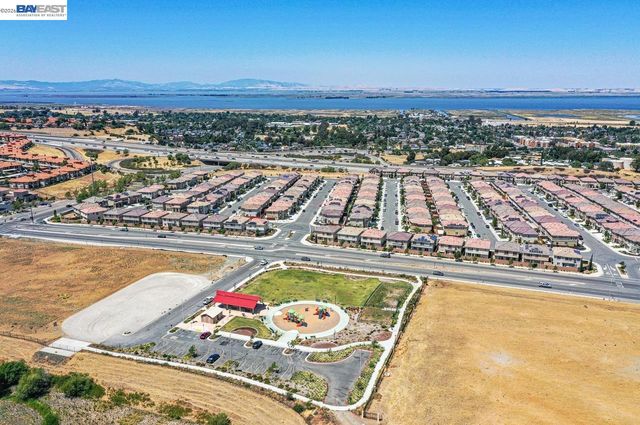 365 Waterview Pl, Bay Point, CA 94565