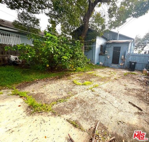 1765 W 37th Place, Los Angeles, CA 90018