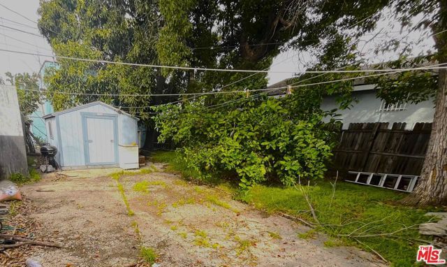 1765 W 37th Place, Los Angeles, CA 90018