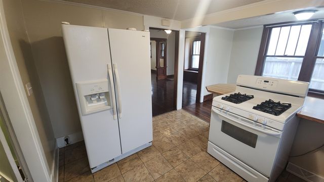 431 Washington, Salina, KS 67401