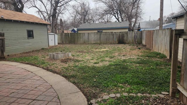 431 Washington, Salina, KS 67401