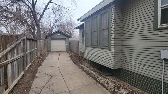 431 Washington, Salina, KS 67401