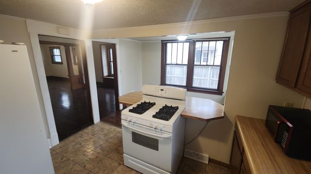 431 Washington, Salina, KS 67401