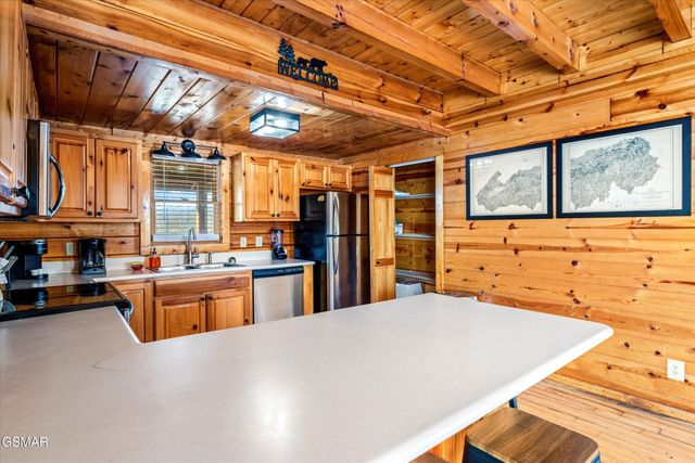 1559 Rainbow Ridge Road, Sevierville, TN 37862