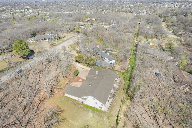 7455 S Sleepy Hollow Drive, Tulsa, OK 74136