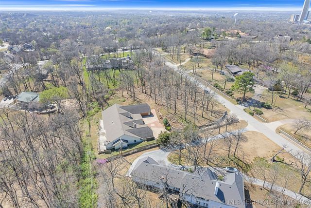 7455 S Sleepy Hollow Drive, Tulsa, OK 74136