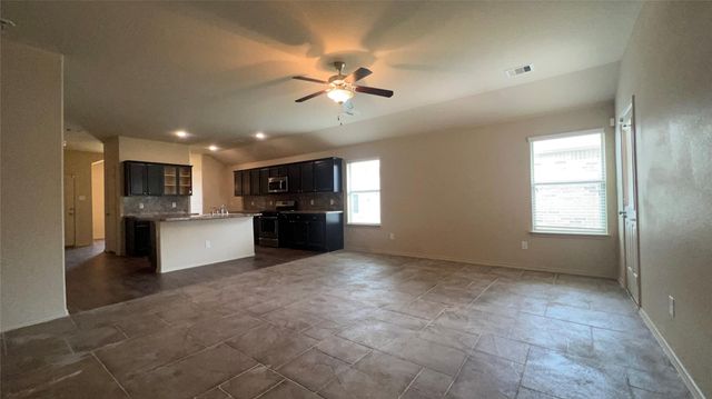 1639 Mustang Canyon Way, Houston, TX 77049