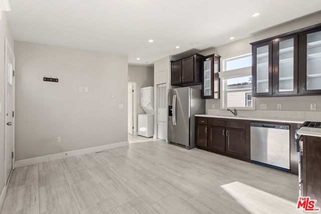 8250 Lankershim Boulevard 130, North Hollywood (los Angeles), CA 91605