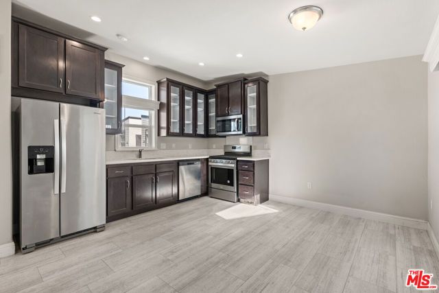 8250 Lankershim Boulevard 130, North Hollywood (los Angeles), CA 91605