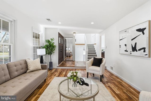 5207 RUFFNER WOODS CT, Burke, VA 22015