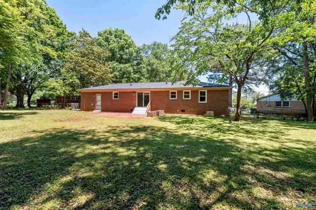 3411 Euclid Circle NW, Huntsville, AL 35810