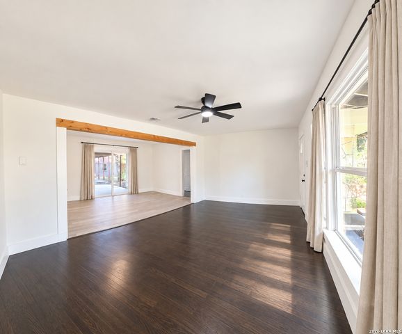 323 Maplewood, San Antonio, TX 78216