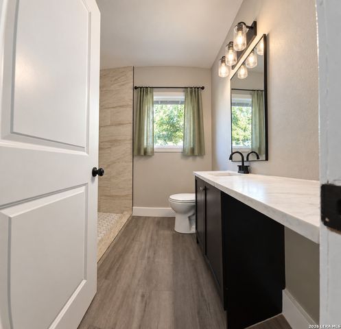 323 Maplewood, San Antonio, TX 78216