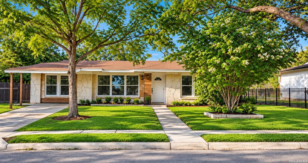 323 Maplewood, San Antonio, TX 78216