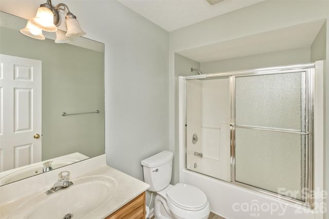 100 Titleist Way, Hendersonville, NC 28739