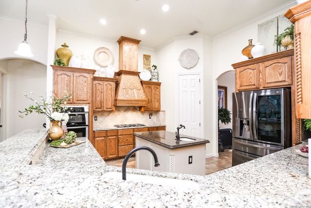 211 Hornpipe Hills, San Antonio, TX 78260