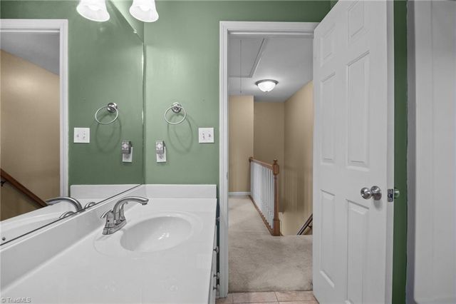 697 Retford Park Lane, Kernersville, NC 27284