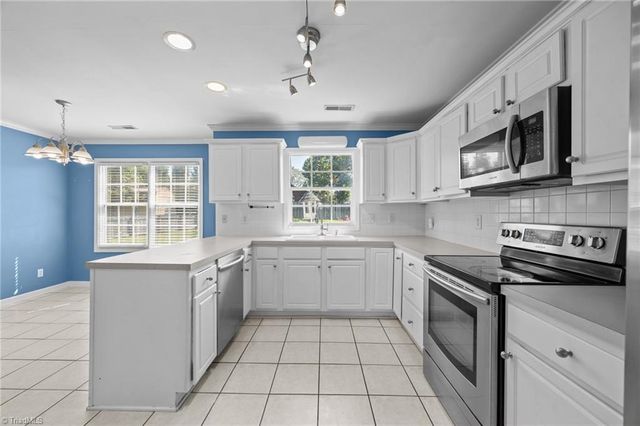 697 Retford Park Lane, Kernersville, NC 27284
