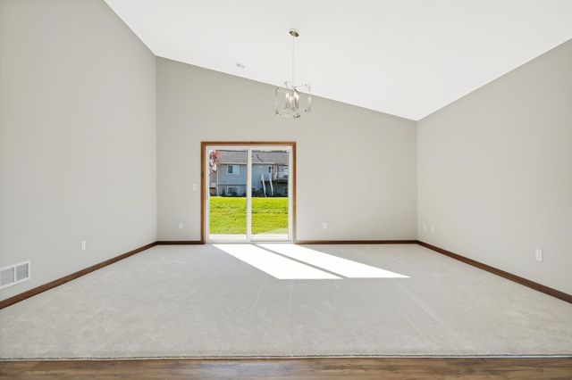 301 Gateway Parkway, Osceola, WI 54020