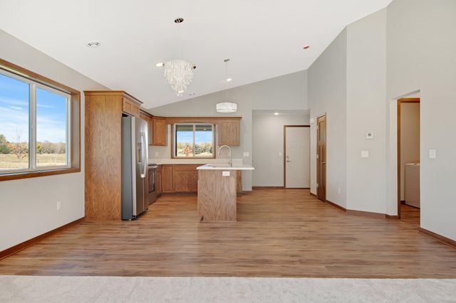 301 Gateway Parkway, Osceola, WI 54020