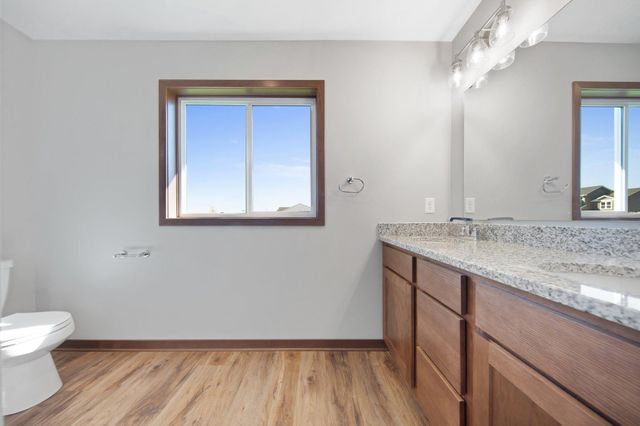 301 Gateway Parkway, Osceola, WI 54020