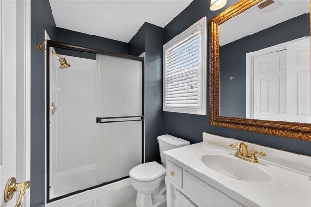 14900 Hayes Street, Overland Park, KS 66221