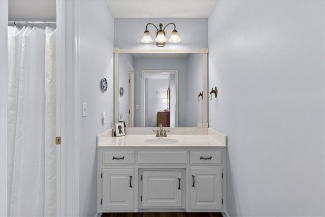 14900 Hayes Street, Overland Park, KS 66221