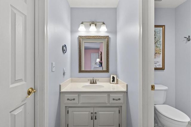 14900 Hayes Street, Overland Park, KS 66221