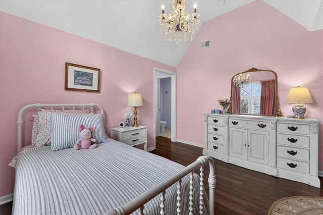 14900 Hayes Street, Overland Park, KS 66221