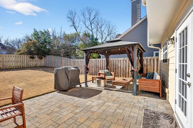 2370 Ashton Drive, Roswell, GA 30076