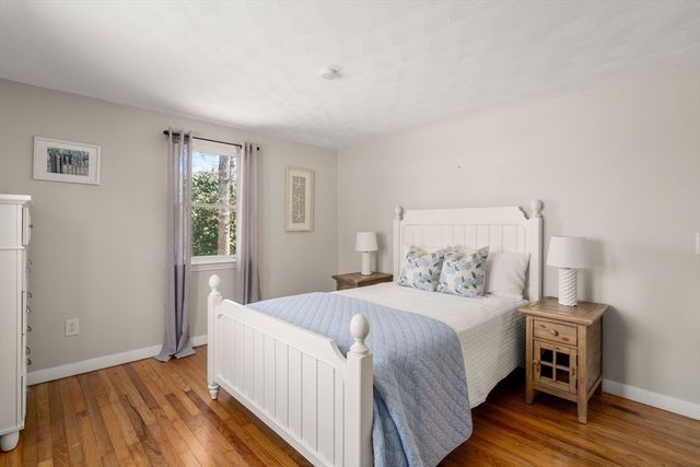 13 Carol Ln, Harwich, MA 02671