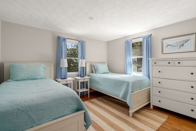 13 Carol Ln, Harwich, MA 02671