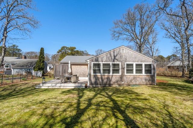 13 Carol Ln, Harwich, MA 02671