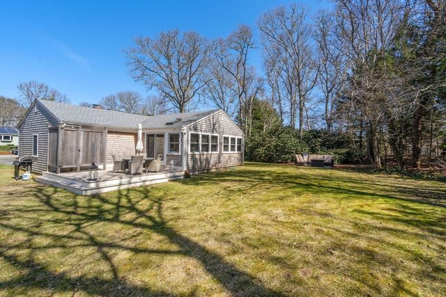 13 Carol Ln, Harwich, MA 02671