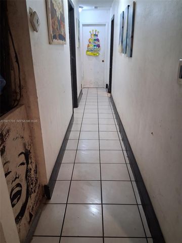 960 SW 13th Ct, Miami, FL 33135