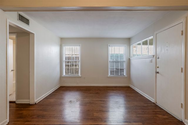 3933 Dexter Avenue, Fort Worth, TX 76107