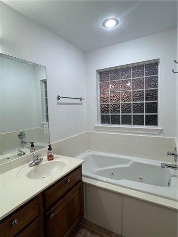 285 Carrington Avenue, Springdale, AR 72764