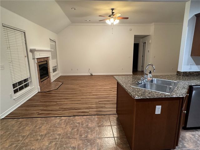 285 Carrington Avenue, Springdale, AR 72764