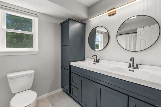 1105 Chenoweth Lane, West Lafayette, IN 47906