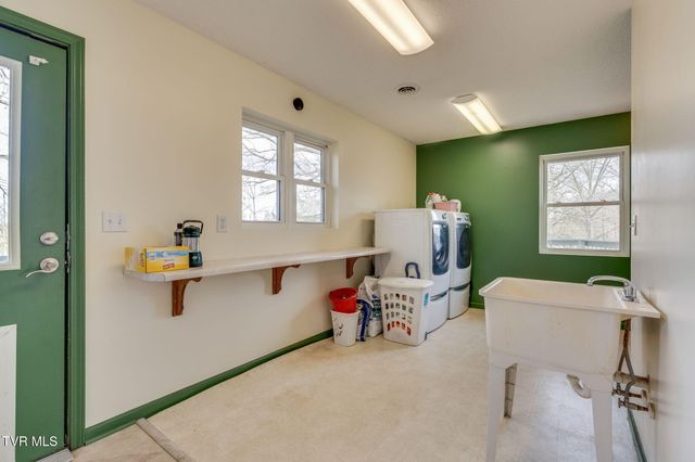 6181 Poplar Springs Road, Greeneville, TN 37743