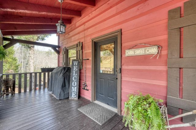 2567 Todd Shook Road, Young Harris, GA 30582