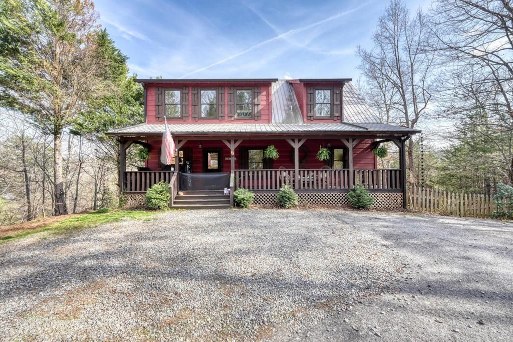 2567 Todd Shook Road, Young Harris, GA 30582