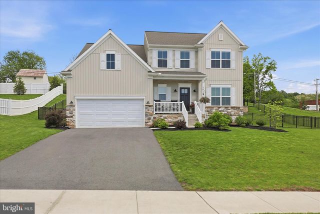 28 LEE DR, Stevens, PA 17578
